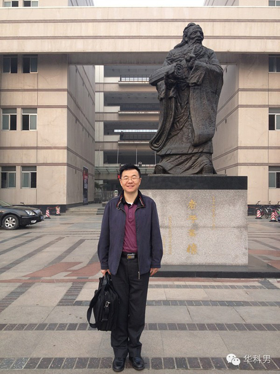 亞泰光電總經理鄭翔先生