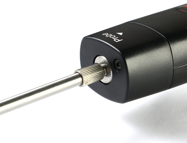 YVT-2機(jī)械故障聽診器有高靈敏探頭，可以查探出任何機(jī)械發(fā)出雜聲的部位。無(wú)論是活門震顫，挺桿震響，松動(dòng)的活塞，齒輪和泵的各類震響，繼電器的螺線管操作的聲響，都可以清晰地查探出來(lái)。